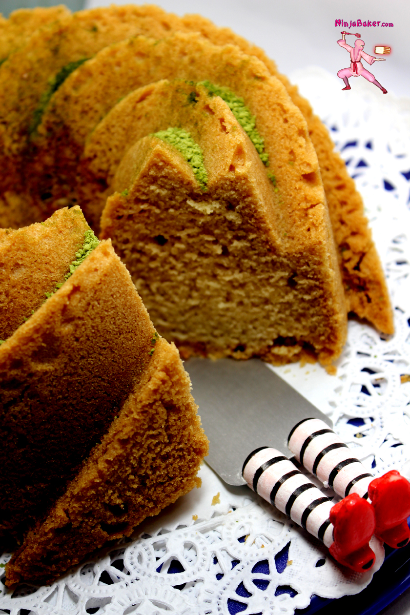 Gluten-Free Yellow Cake Japanese Matcha Green Tea Topping #japanese #matcha #glutenfree #cake #greentea #WizardofOz #Dorothy #Toto